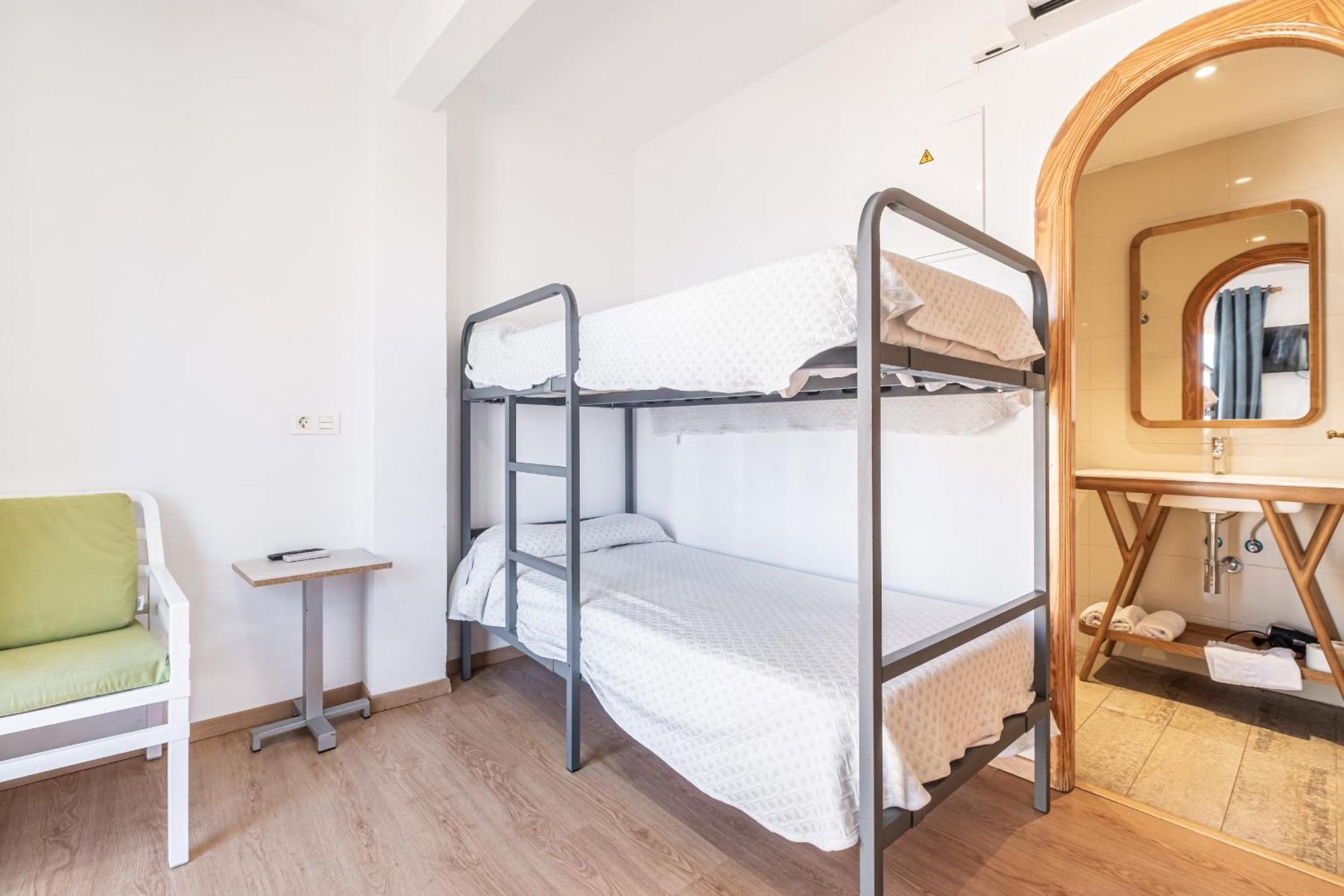 Apartamentos El Castell Benidorm Old-Town Exterior photo