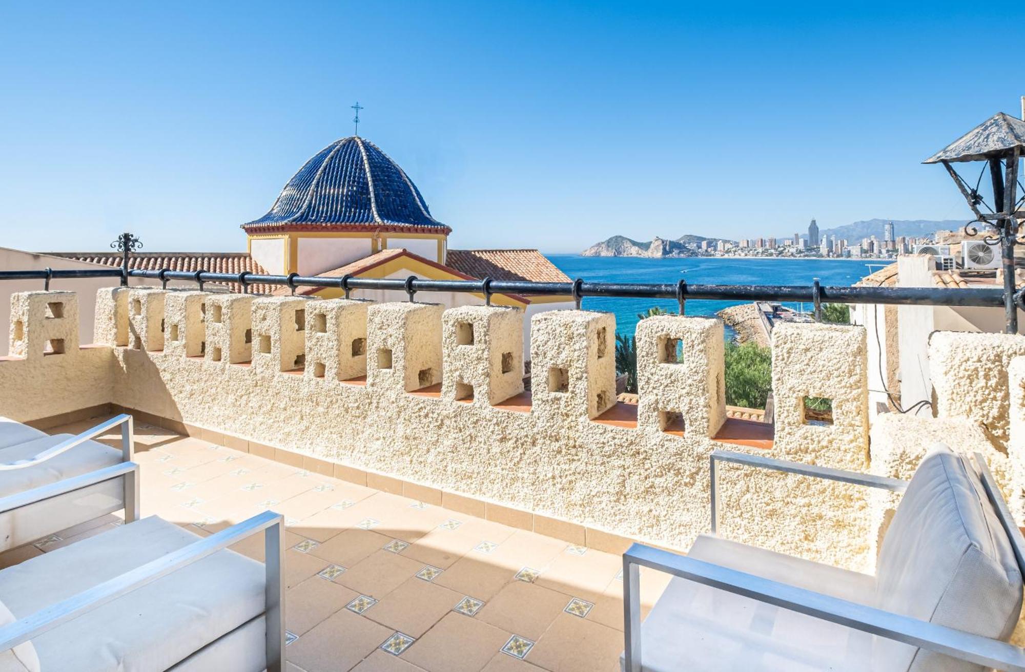 Apartamentos El Castell Benidorm Old-Town Exterior photo