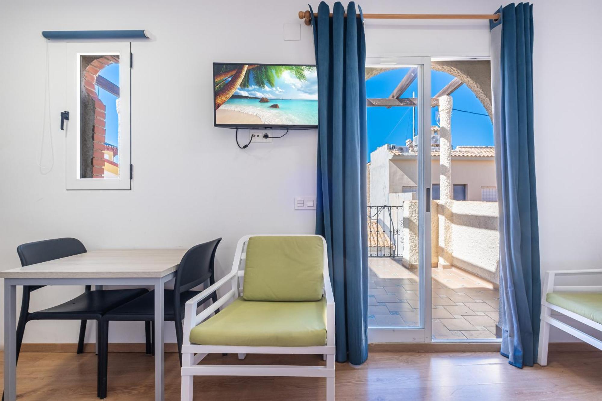 Apartamentos El Castell Benidorm Old-Town Room photo