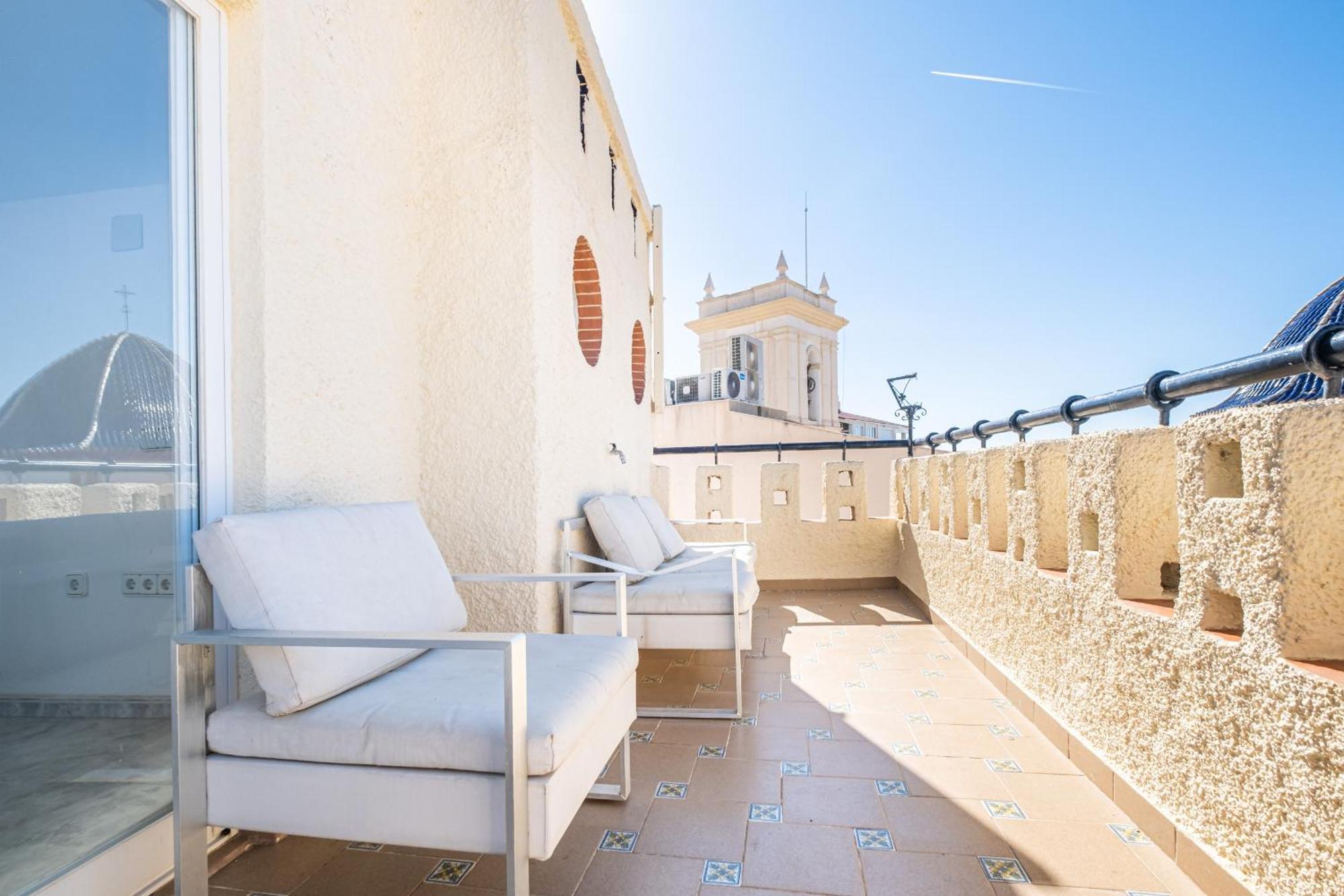 Apartamentos El Castell Benidorm Old-Town Room photo