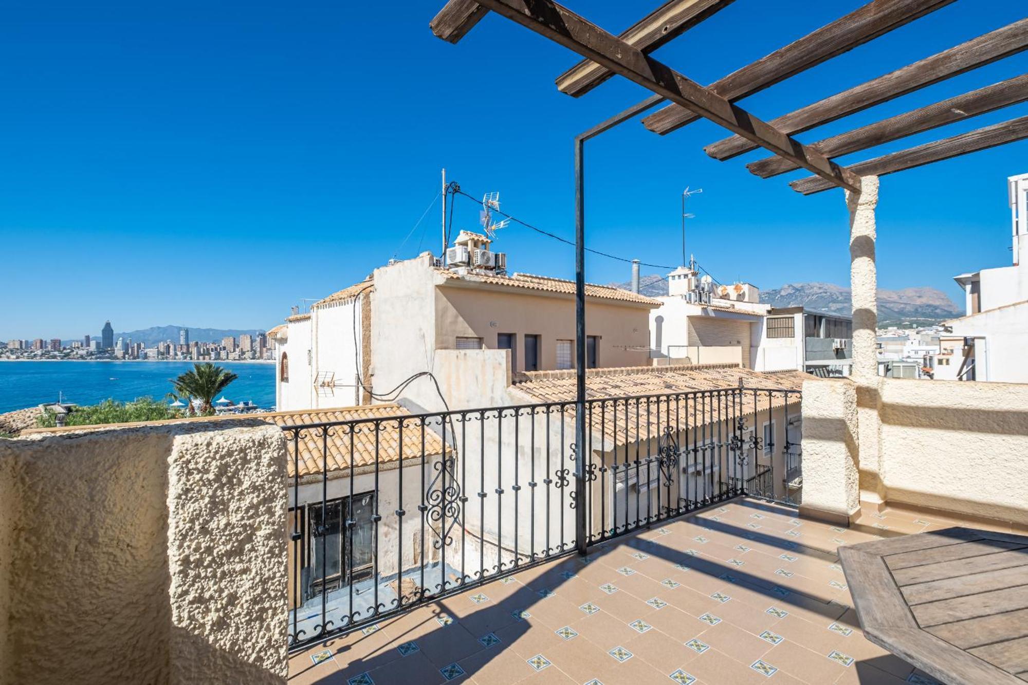 Apartamentos El Castell Benidorm Old-Town Room photo